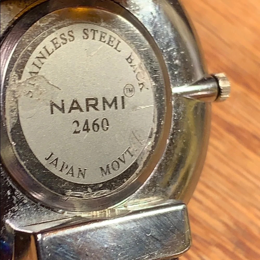 Narmi wood inlay bracelet watch crocodile patern